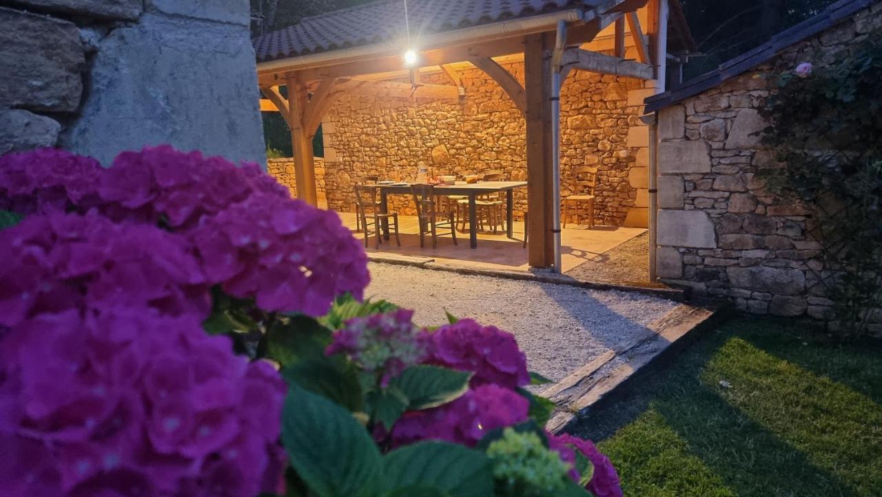 Villa Les Jardins De Raiatea Sarlat Exterior foto